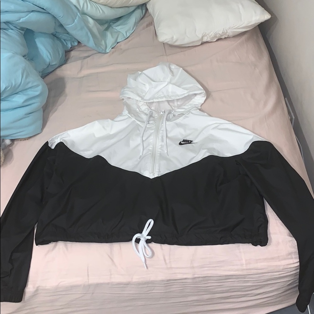 Nike Black & White Crop Windbreaker